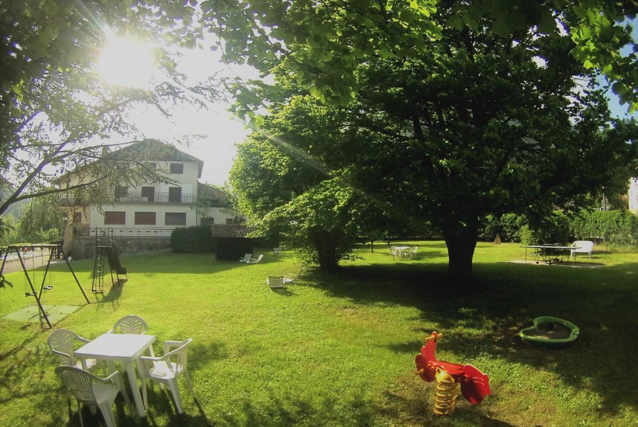 Residence Catullo Bezzecca Bagian luar foto