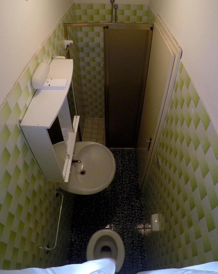 Residence Catullo Bezzecca Bagian luar foto